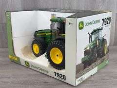 John Deere 7920 Tractor