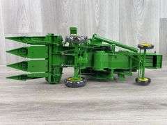 John Deere 55 Corn Special Combine W/335 Head, 1/16