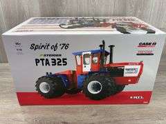 Steiger PTA325 ‘Spirit Of ‘76’ 4WD Duals, 1/16, Gold Chrome