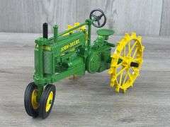 John Deere A NF W/Farmer Red, 1/16, Foxfire Farms