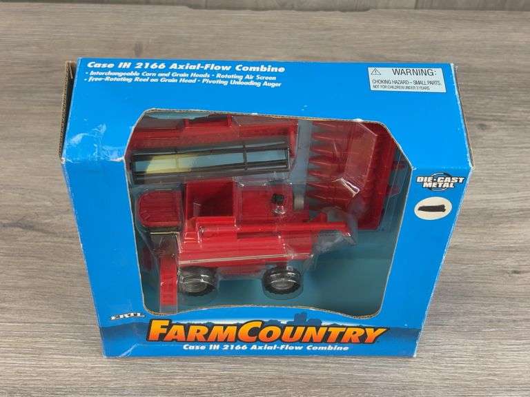 Case IH 2166 Axial-Flow Combine, 1/64, Ertl, Farm Country