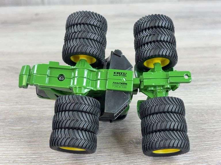 John Deere 9510R Triples, 1/64, 2013 Farm Show