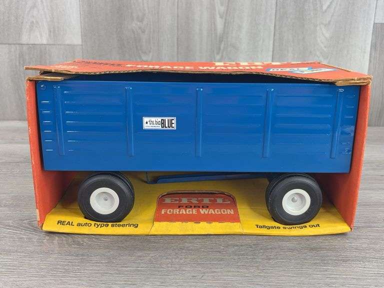 Ford The Big Blue Forage Wagon, 1/12, Ertl
