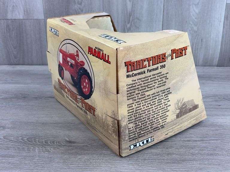 IH McCormick Farmall 350 NF, 1/16 & 1/64, Tractors Of The Past