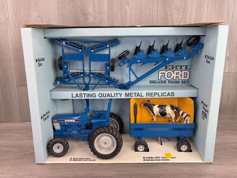 Ford 7710 MFD ROPS Deluxe Farm Set, 1/16, Ertl