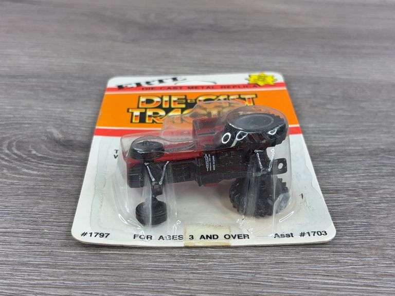 International 5088 WF, 1/64, Ertl, Die-Cast Tractor