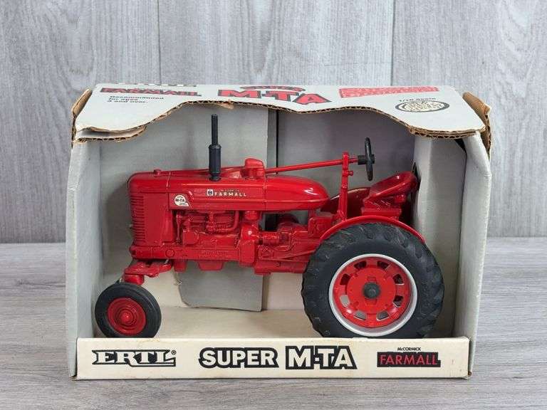 IH McCormick Farmall Super M-TA WF, 1/16, 1992 Special Edition