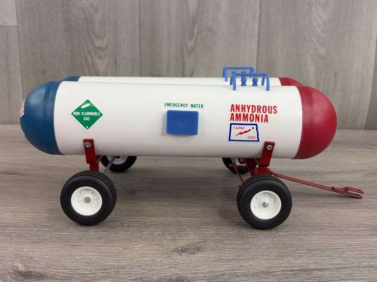 Dual Anhydrous Ammonia Tanks, 1/16, Toy Farmer