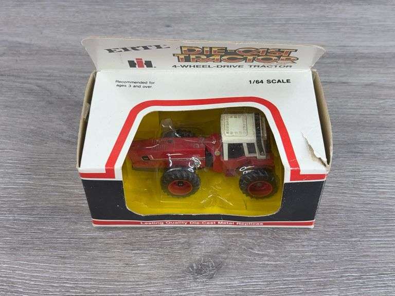 International 3588 4WD, 1/64, Ertl, Die-Cast Tractor