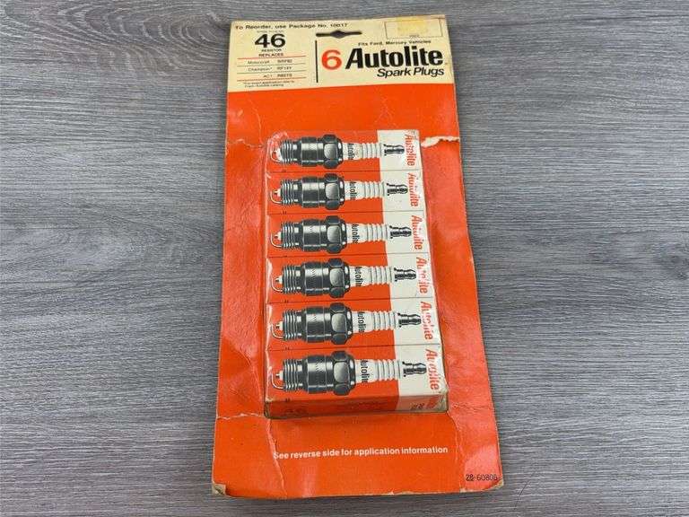 6 Autolite No. 46 Spark Plugs, NIB