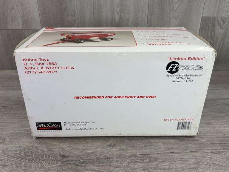 E-Z Trail Model 500 Gravity Wagon, 1/16, Limited Edition