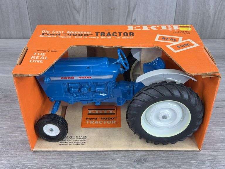 Ford 4000 WF, 1/12, Ertl, #805, Missing Exhaust Stack