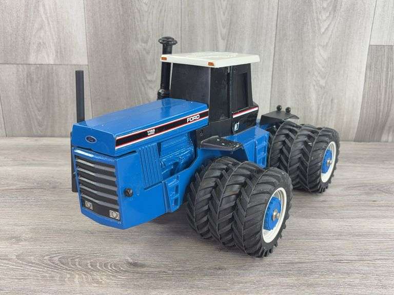 Ford 1156 Versatile 4WD Triples, 1/16, 1990 Parts Mart