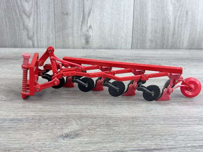 International 4 Bottom Plow, 1/16, Ertl