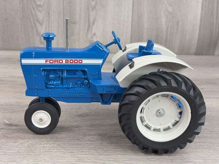 Ford 8000 NF, 1/16, 2004 Collector Edition, Scale Models