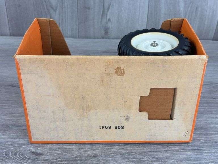 Ford 4000 WF, 1/12, Ertl, Stock #805, 3 PT.