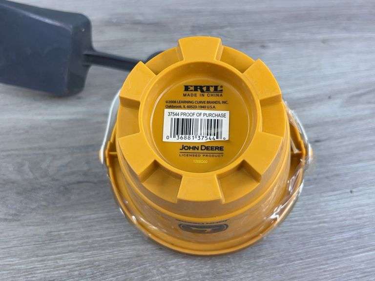 John Deere 2 Vehicle & Shovel In Bucket Set