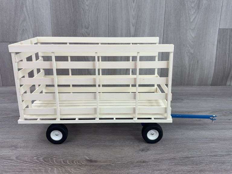 Ford Custom Built Hay Wagon W/Bales, 1/16