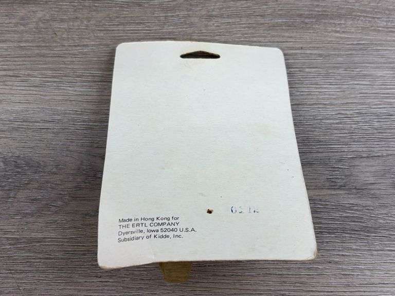 2 International 2400 Round Balers, 1/64, Ertl