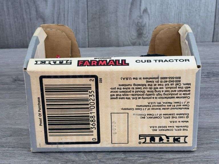 IH McCormick Farmall Cub WF, 1/16, Ertl