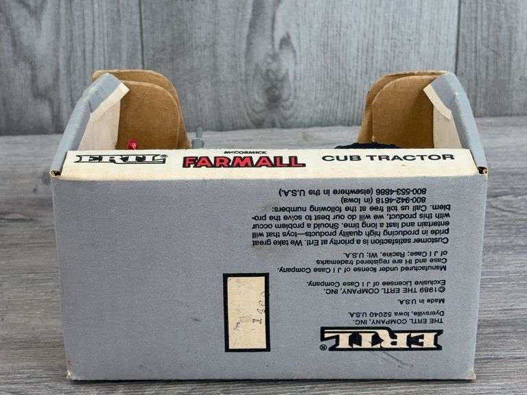 IH McCormick Farmall Cub WF, 1/16, 1989 1st Edition