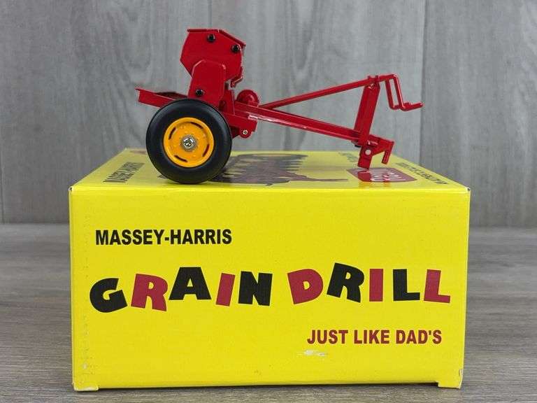 Massey Harris No. 26 Grain Drill, 1/20, Reuhl, Original Box