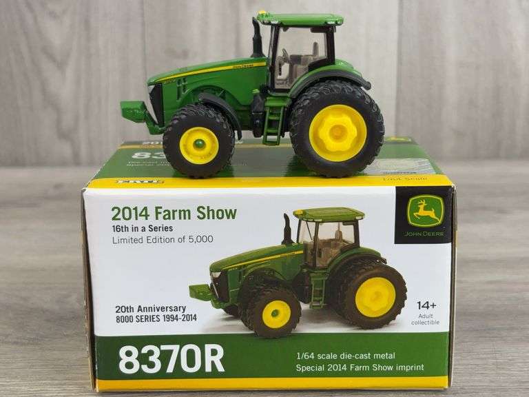 John Deere 8370R Duals, 1/64, 2014 Farm Show, Ertl