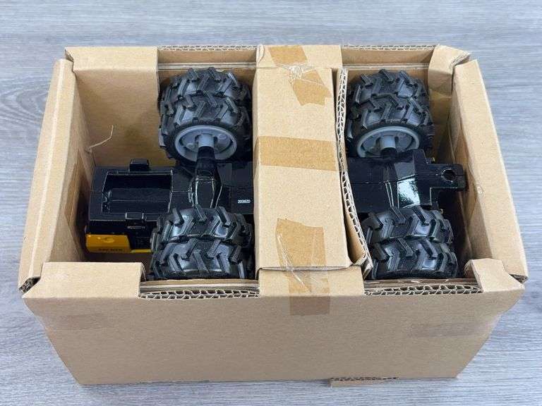 Titan STR-360 4WD Duals, 1/32, 2014, Toy Farmer, Ertl