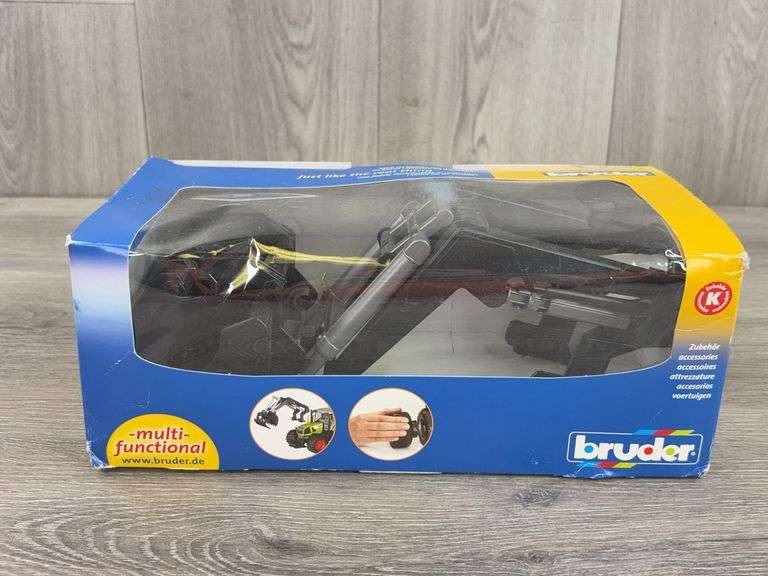 Bruder Frontloader Attachment, 10 1/2”