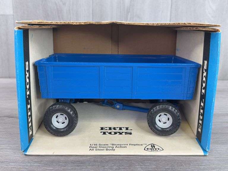 Ford Barge Wagon, 1/16, Ertl, Box Is For Gravity Wagon