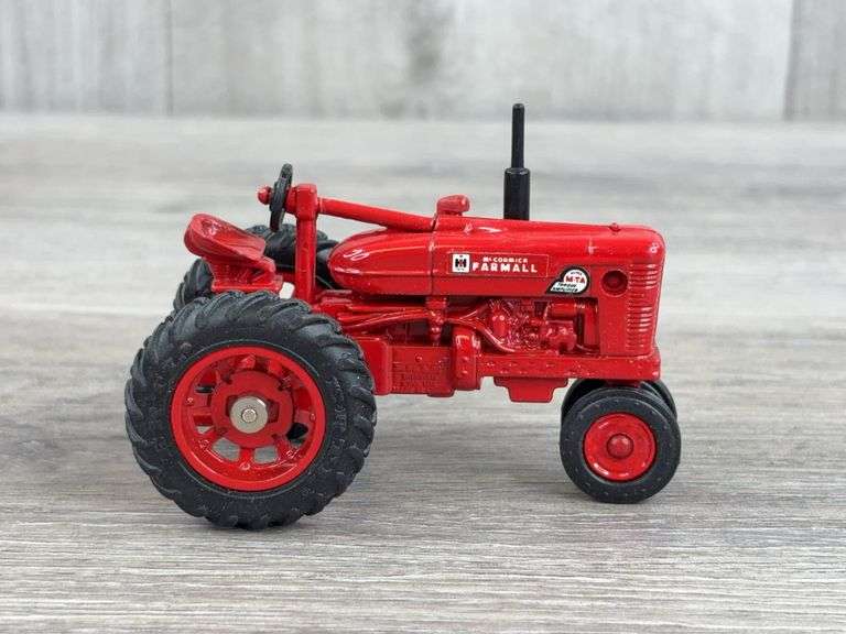 IH McCormick Farmall Super M-TA NF, 1/43, Ertl