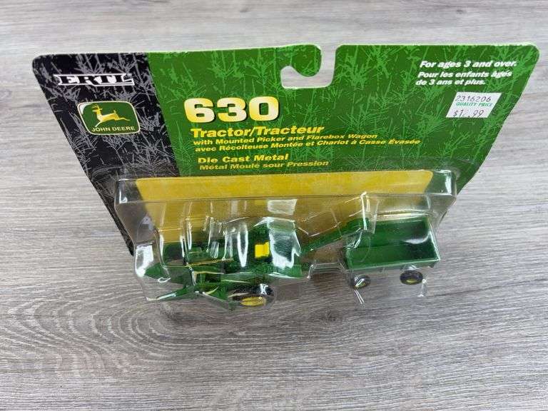 John Deere 630 W/Mounted Picker & Flarebox Wagon, 1/64