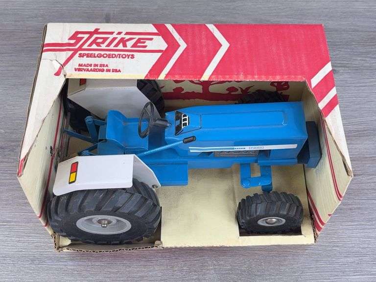 Ford 6600 MFD, 1/12, Strike Speelgoed/Toys