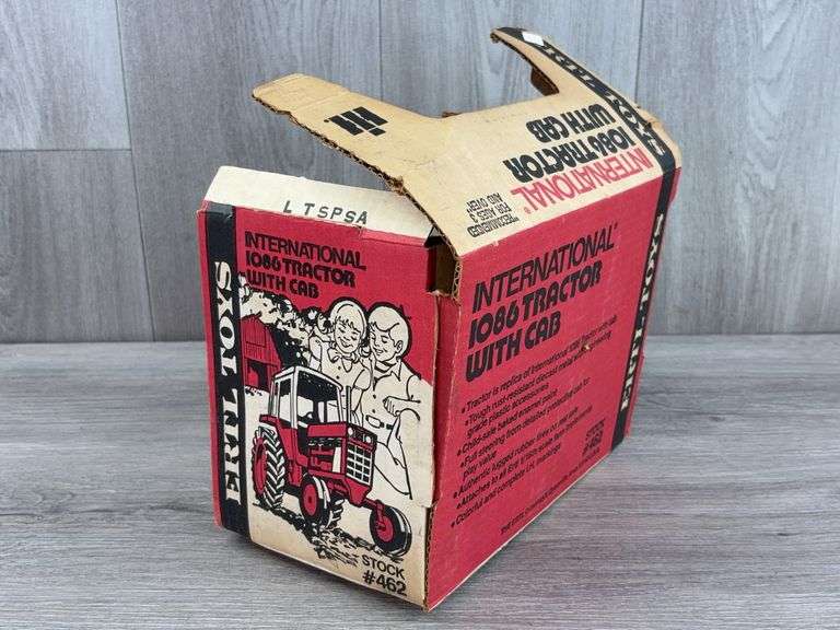 International 1086 WF Empty Box, 1/16, Ertl Toys