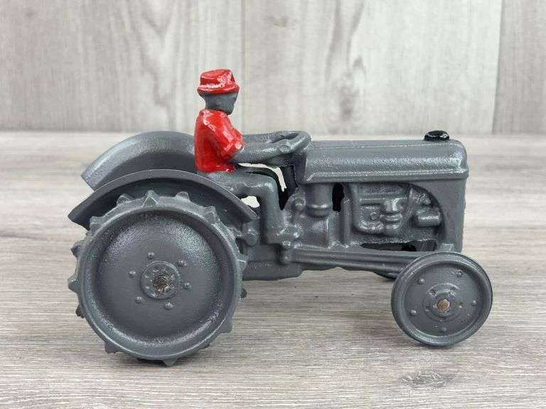 Ford 8N W/Driver, 1/16, Arcade