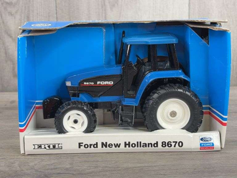 Ford New Holland 8670, MFD, 1/32, Ertl