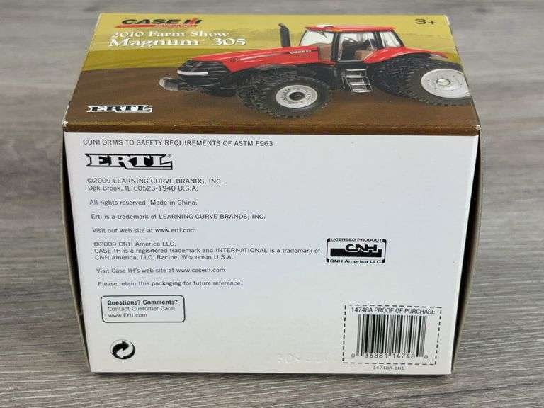 Case IH Magnum 305 Duals/Triples, 1/64, 2010 Farm Show