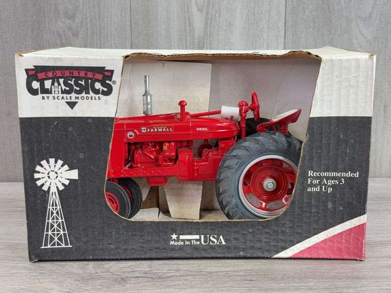 IH McCormick Farmall Super MD NF Diesel, 1/16