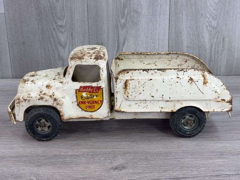 Buddy L Electric Emergency Unit Truck, 14 1/2”, Missing Parts