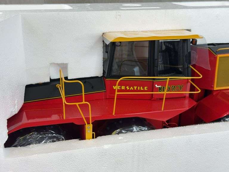 Versatile 1080 Big Roy Series III, 1/16, Museum Version