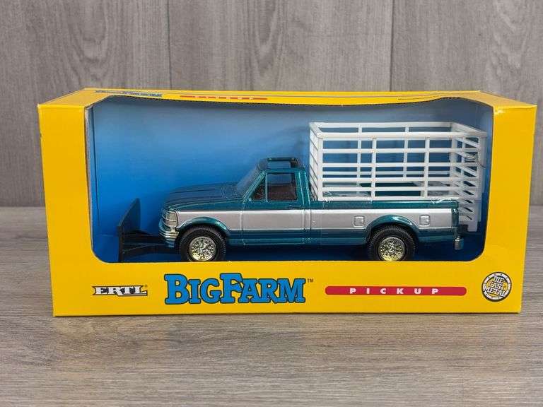 Big Farm Pickup w/ Snow Plow, 1/32, Ertl, Farm Country