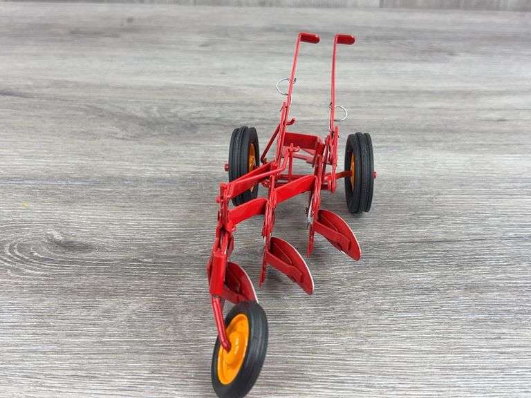 3 Bottom Plow, 1/16, Custom