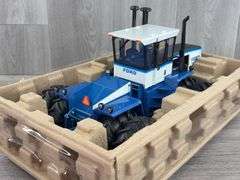 Ford FW-30 4WD Duals, 1/16, Prestige Collection