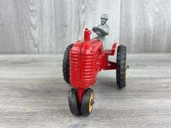 Massey Harris 44 NF W/Driver, Box Is Barn, 1/16, King