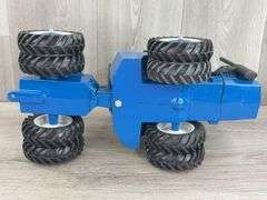 Ford 1156 Versatile 4WD Duals, 1/16, Scale Models