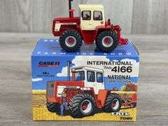 International Turbo 4166 4WD, 1/64, 2018 NFTS, Toy Farmer