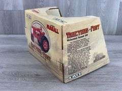 IH McCormick Farmall 350 NF, 1/16 & 1/64, Tractors Of The Past