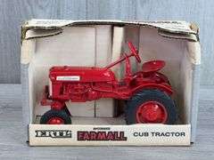 IH McCormick Farmall Cub WF, 1/16, Ertl