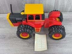 Versatile 4WD Duals W/Decals, 1/16, Scale Models
