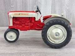 Ford 961 Powermaster NF Farm Set, Shed, 1/12, Hubley